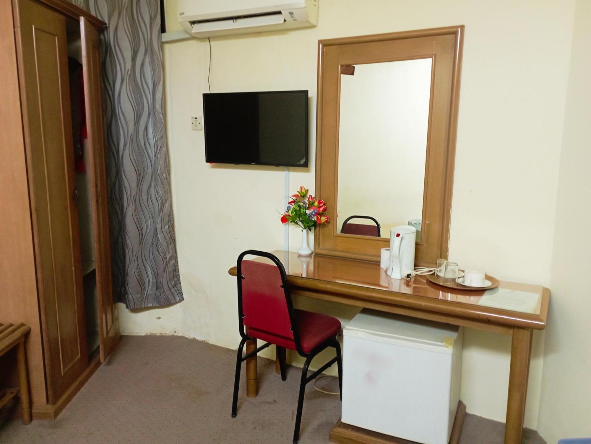 Suria Hotel Sdn Bhd Kota Bharu Buitenkant foto