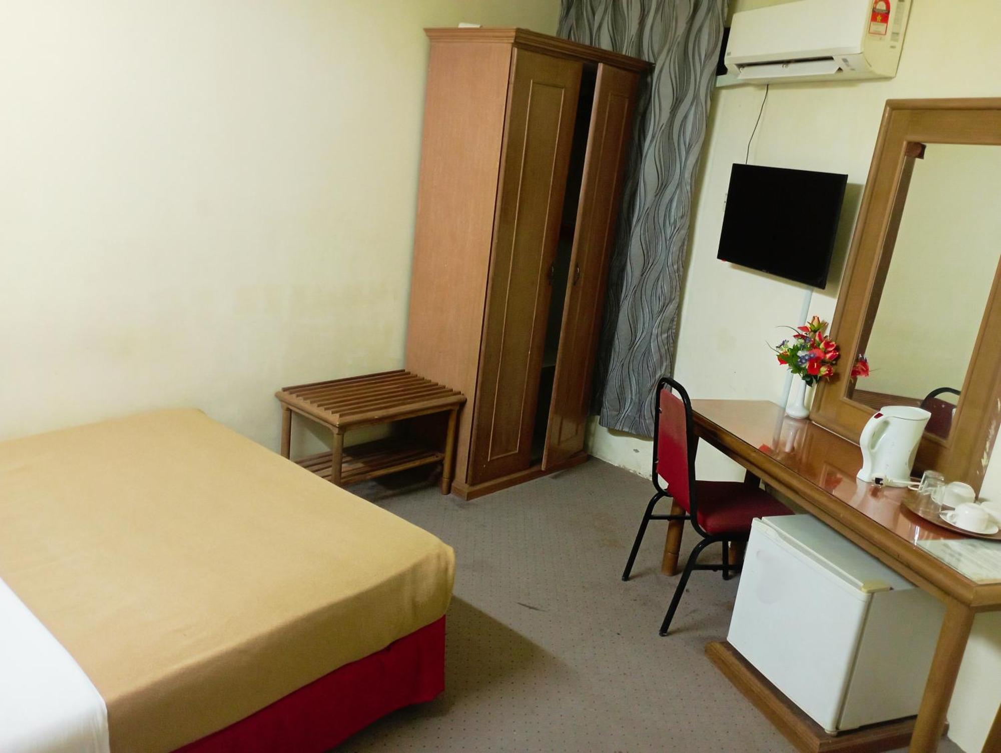 Suria Hotel Sdn Bhd Kota Bharu Buitenkant foto